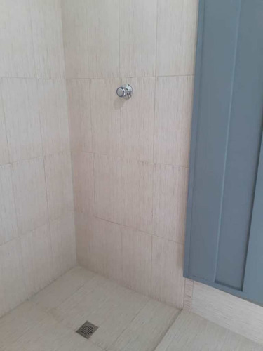 Imagen 11 de 15 de Casa En Venta. Barquisimeto Centro. Carrera 33.