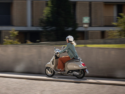 Vespa Gts 300 ¡reservala Ya!
