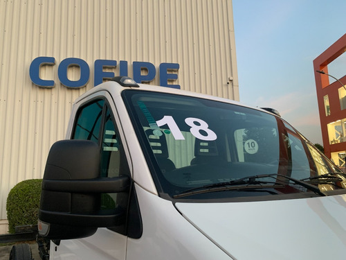 Imagem 4 de 11 de Iveco Daily 35s14
