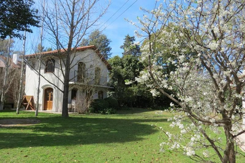 Imagen 9 de 19 de Casa En Venta - Lomas De San Isidro - Lomas Golf