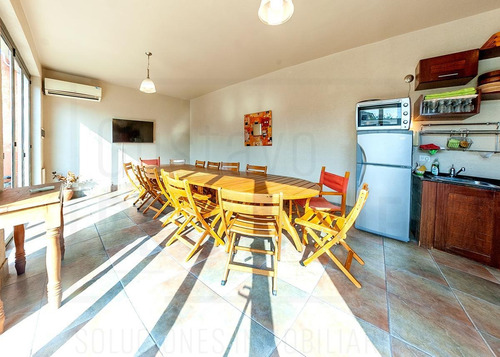 Imagen 30 de 30 de Venta / Casa / 4 Ambientes / Cochera / Pileta / Quincho / Ramos Mejia