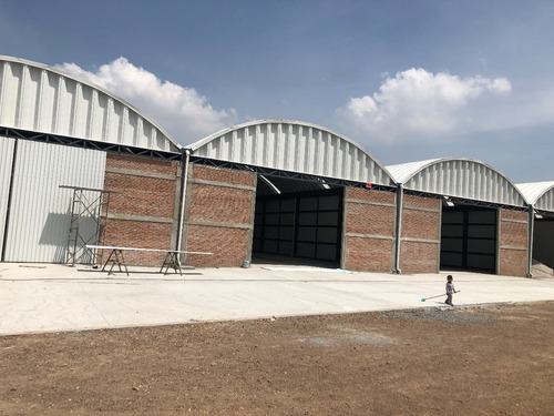 Rento Bodega 660m Y 480m , Santa Clara , Ecatepec. A 3 Cuadras Via Morelos , Arcotecho Nuevas.
