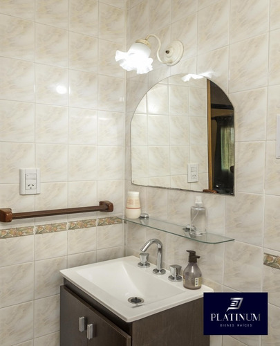Imagen 19 de 30 de Vende Amplio Departamento Sobre Av. Belgrano Al 2000