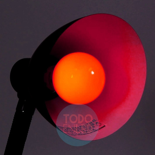 Imagen 2 de 7 de Lampara Gota Color Led E27 3watt Todoenled G45e273w