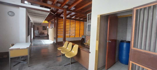 Imagen 5 de 9 de Local Comercial Los Cedros