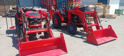 Tractor Retroexcavadora 40hp 4x4 4cilindros 2tons Dcr777
