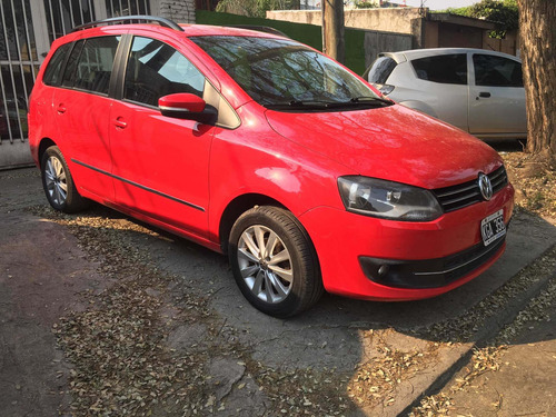 Volkswagen Suran 1.6 Highline 101cv 11c 2011