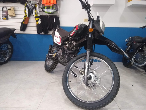 Imagen 6 de 16 de Motomel Skua 250 Base - Ahora18 $47.900