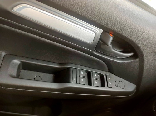 Imagen 12 de 16 de Nueva Chevrolet S10 2.8 Ls 2023 0km Cd 200cv 4x2 Color Smar5
