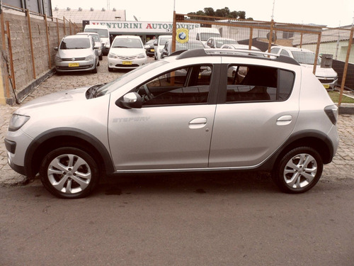 Renault Sandero 1.6 Stepway 8v Flex 4p Manual