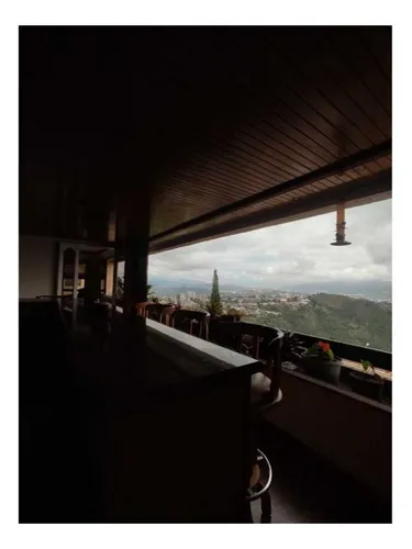 Apartamento En Los Naranjos,
