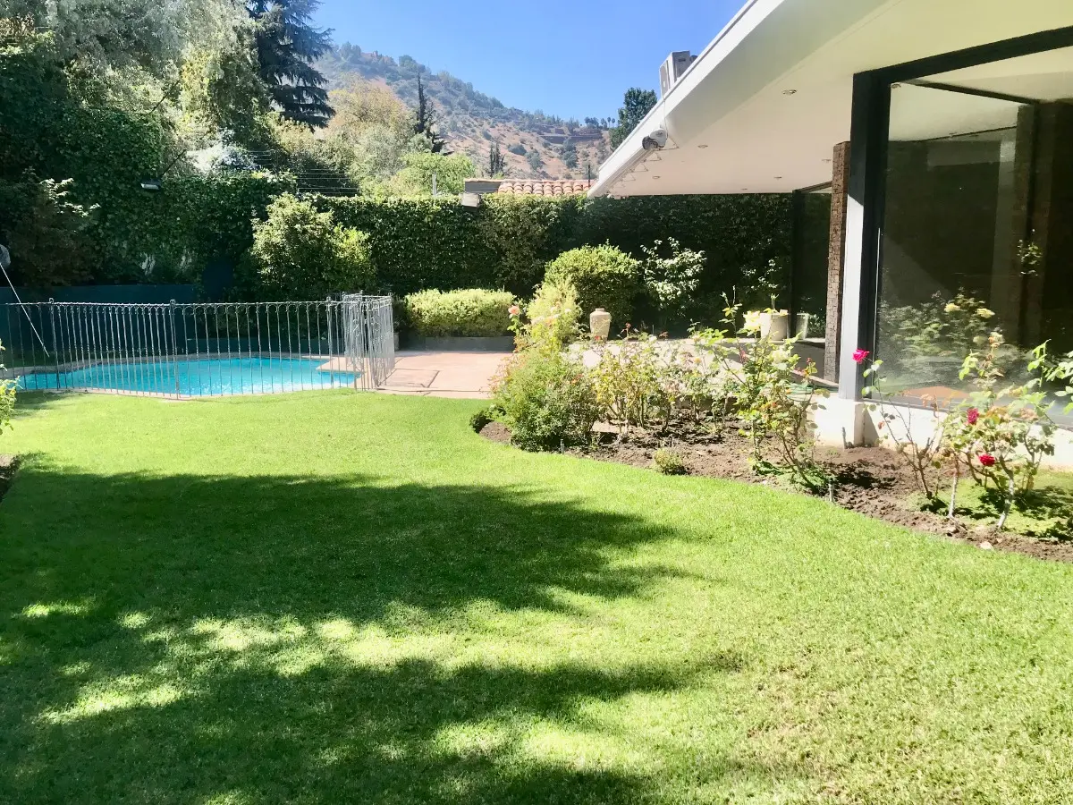Imagen 2 de 30 de Casa En Venta En Santa María De Manquehue