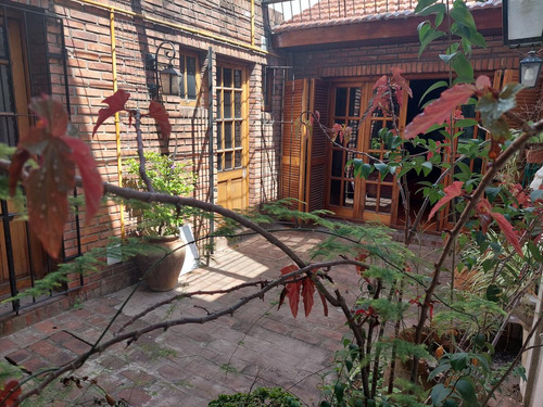 Venta Casa 5 Ambientes Centro De Lujan