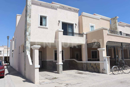 Casa En Venta En Rinconadas Esmeralda, Zempoala Hgo