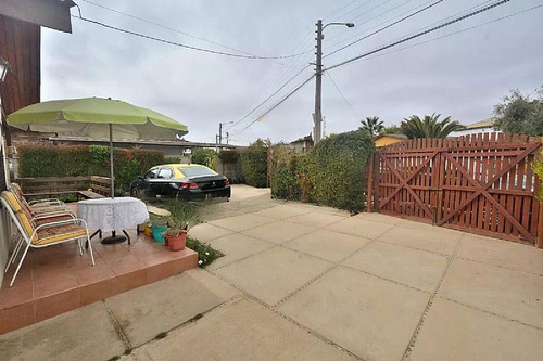 Se Vende Terreno Con Casa Y Departamento Playa El Canelo
