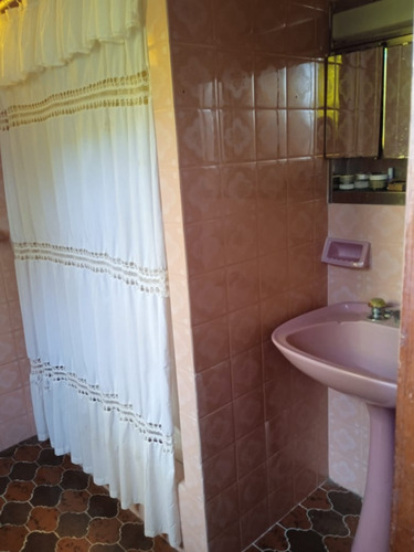 Casa En Venta 5 Ambientes Con Patio, Parrilla Y Cochera