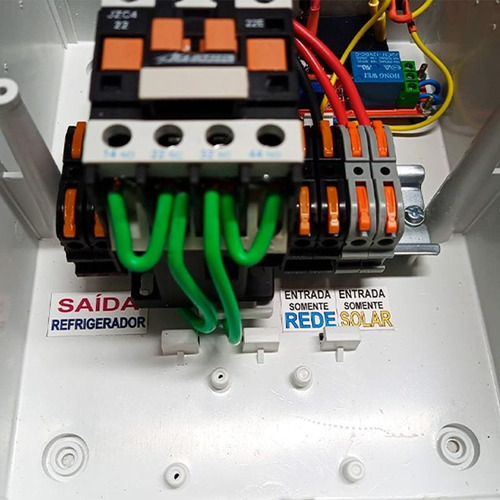 Imagem 3 de 3 de Sistema Para Tirar Pico De Refrigerador Solar X Rede 220v