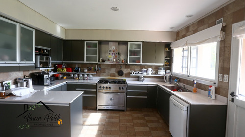 Venta De Casa De 4 Dormitorios En Barrio La Taquara, Cañuelas