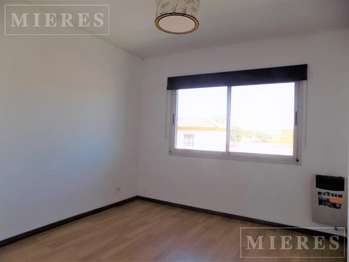 Imagen 11 de 19 de Muy Buen Departamento En Venta - Sobre Dardo Rocha, Tigre Centro.