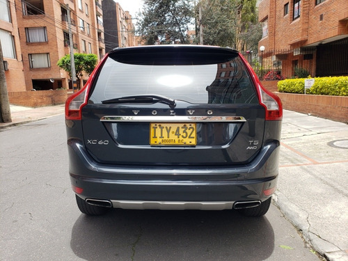 Volvo Xc60 T5 Awd Kinetic At