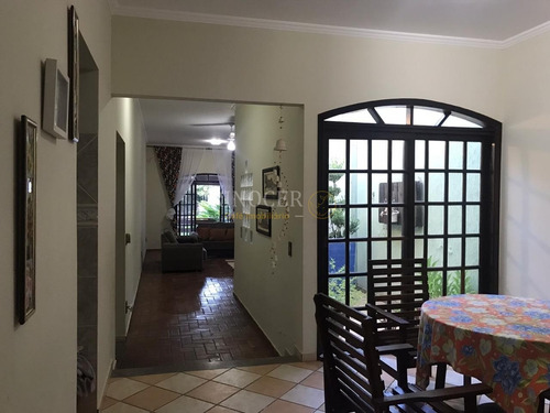 Imagem 7 de 15 de Casa Padrão Em Franca - Sp - Ca0001_rncr