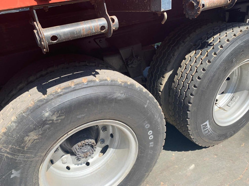 Imagem 11 de 13 de Mercedes Mb 1218 1418 1618 6x2 Truck Carroceria Graneleira