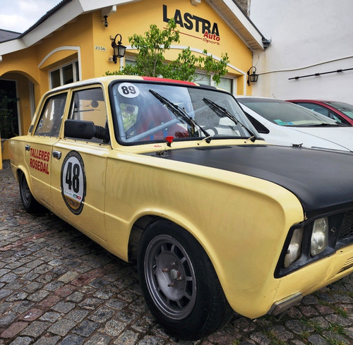 Imagen 3 de 17 de Fiat 125 Berlina 1977
