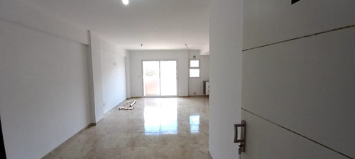 Departamento En Venta De 1 Dormitorio En San Bernardo