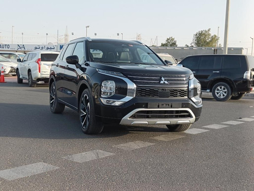 Imagen 2 de 12 de Mitsubishi Outlander Premium 2023