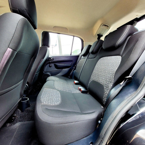 Imagem 9 de 10 de Fiat Uno Attractive 1.0 Flex 2021 Completo