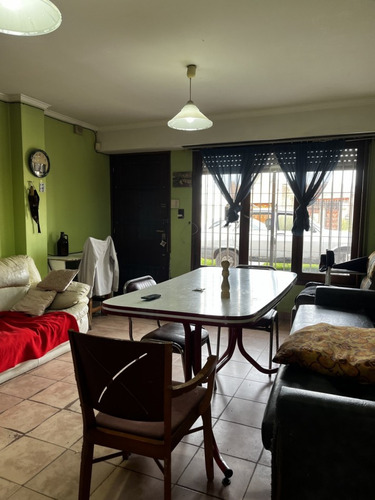 Venta Casa 3 Ambientes Con Garage Y Parque