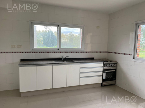 Venta Casa Pilar Los Alcanfores