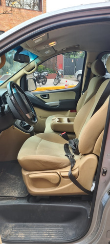 Hyundai H-1 Van Premium 2.5
