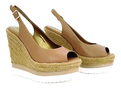 Peep toe anabela arezzo 2025