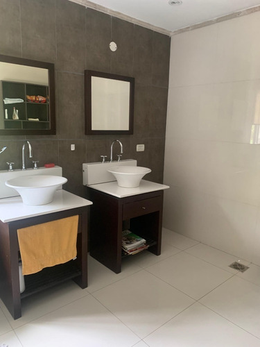 Imagen 13 de 24 de Casa A La Venta En El Laquen Canning San Vicente