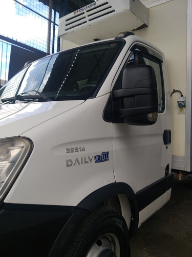 Iveco Daily 35s14 Ano 14 Com Bau Refrigerado