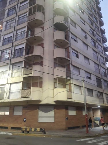Imagen 2 de 14 de Departamento En Venta En Lanus Oeste