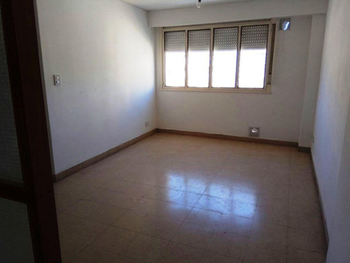Departamento Centrico. Cocina Reciclada