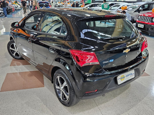 Chevrolet Onix 1.4 MPFI LTZ 8V