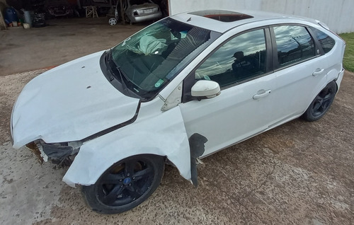 Imagem 8 de 16 de Sucata Ford Focus 2011 Para Vendas De Peças