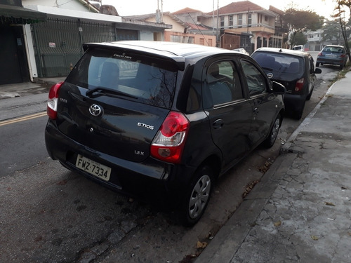 Toyota Etios 2016 1.3 16v X 5p