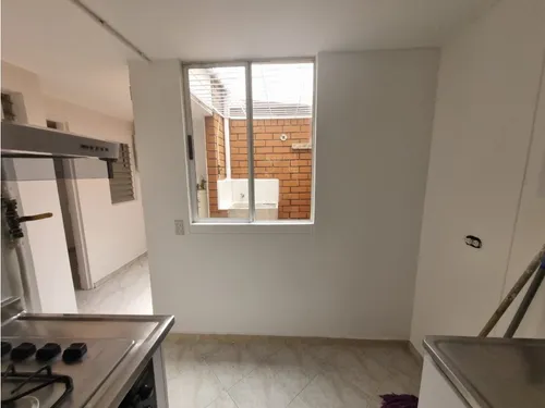 Casa Unifamiliar En Venta En La Loma De Los Bernal, Medellín