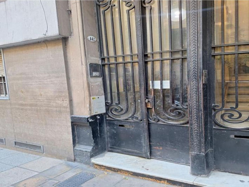 Monserrat,2piso Escalera,amplio, Muy Buena Ubicación,zona Residencial,comercial,bajo Mantenimiento
