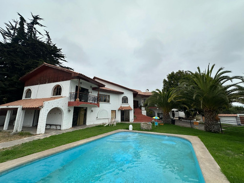 Casa En Peñuelas Con Vista Al Mar, Piscina Y Jacuzzi 8d6b