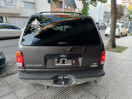Ford Explorer 4.0 Xlt 4x2