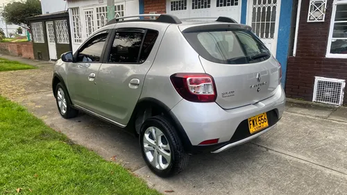 Renault Stepway 1.6 Intens