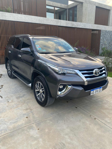 Toyota Hilux SW4 2.8 Srx 177cv 4x4 7as At