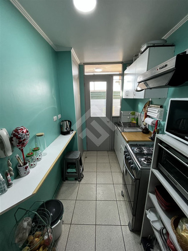Depto., En Venta De 3 Dorm., 1 Baño, En La Cisterna
