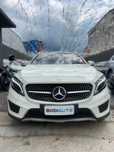 Mercedes-Benz Classe GLA 2.0 Sport Turbo 5p