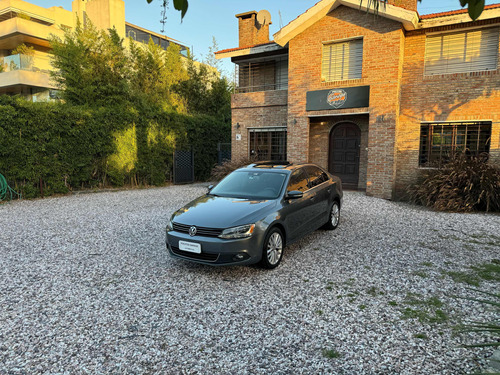 Volkswagen Vento 2.5 Confort At 170cv